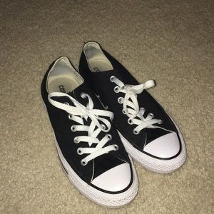 Black converse